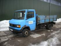 Mercedes-Vario-LKW 609D am 21.Februar 2010 in Bergen/Rgen.