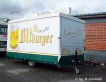 1 achsiger Getrnke Verkaufsanhnger Bitburger   bitte ein Bit   vom Getrnkehandel STRECKER Herten 26/02/2010