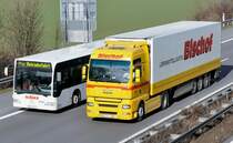  Autobahnrennen , MAN D20 gegen MB Citaro auf der A 61 bei Rheinbach, 26.02.2010