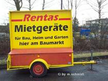 alter 1 achs Anhnger steht zu Werbezwecken fr Rentas in RE 27/02/2010