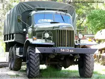 ZIL 157 - Pritschenwagen, Material- und Mannschaftstransport, Allrad, Sowjetarmee, CA, lief auch bei der NVA - fotografiert am 23.05.2009 beim Milit�rfahrzeug-Treffen, St. Barbara Halle, Altes Lager/J�terbog im Land Brandenburg - Copyright @ Ralf Christian Kunkel