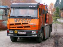 STEYR 19 S 32; bei der Entladung von Betonfertigteilen in einer Lagerhausgenossenschaft; 071102