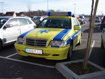 Mercedes von  INTERNATIONAL MEDICAL  auf einem Parkplatz in Lauterbourg/Frankreich am 27.02.2010