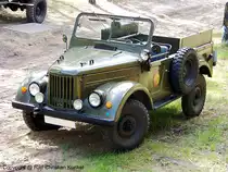GAZ 69 (GAZ 69 M) - sowjetischer K�belwagen, Gel�ndewagen, NVA als Kommandowagen, Zughilfs- sowie Mannschafts- und Materialtransportfahrzeug und mit Spezialaufbauten (z. B. Funk) eingesetzt - fotografiert am 23.05.2009 beim Milit�rfahrzeug-Treffen, St. Barbara Halle, Altes Lager/J�terbog im Land Brandenburg - Copyright @ Ralf Christian Kunkel
