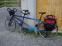 Cannondale-Tandem w�hrend Pause am Albulapass, 19. Juli 2005