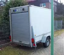 Transport Anh�nger Kastenaufbau mit Rolltor :-) 06/03/2010 