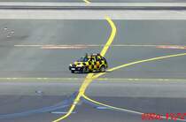 Kia Sorento als Vorfeldfahrzeug am Dsseldorfer Flughafen. 04.04.2007