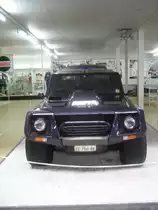 Dieser Wagen hat echt voll die dicken Schlappen oder? 17.03.10