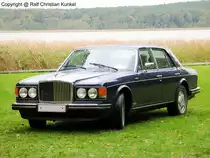Bentley Eight - Baujahr 1986, Gro�britannien - V8-Frontmotor, 6,7 Liter Hubraum, 148 kW (obwohl man bei solchen Autos damals nicht �ber Leistung sprach, sehr sch�nes Fahrzeug, welches von einem �lteren Herren liebevoll gepflegt wird - fotografiert am 29.09.2007 zu den British Car Classics auf Schloss Hubertush�he in Storkow (Storkower See) - Copyright @ Ralf Christian Kunkel