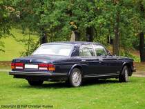 Bentley Eight - Baujahr 1986, Grobritannien - V8-Frontmotor, 6,7 Liter Hubraum, 148 kW (obwohl man bei solchen Autos damals nicht ber Leistung sprach, sehr schnes Fahrzeug, welches von einem lteren Herren liebevoll gepflegt wird - fotografiert am 29.09.2007 zu den British Car Classics auf Schloss Hubertushhe in Storkow (Storkower See) - Copyright @ Ralf Christian Kunkel