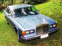 Rolls-Royce Silver Spirit - seltene zweifarbige Lackierung, Erstzulassung 07/1982, Grobritannien - Limousine, Achtzylindermotor mit 148 kW - fotografiert am 29.09.2007 zu den British Car Classics auf Schloss Hubertushhe in Storkow (Storkower See) - Copyright @ Ralf Christian Kunkel