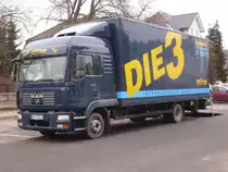 MAN-M�beltransporter am 22.M�rz 2010 in meiner Stra�e in Bergen/R�gen.