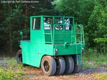 MBU RW 180 - Gummiradwalze, Baumaschine - Hersteller: MBU = Maschinenbau Ulm GmbH, Deutschland - fotografiert im Landkreis Dahme-Spreewald/ Land Brandenburg - Copyright @ Ralf Christian Kunkel