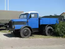 Pritschenwagen S 4000-1 Z aus dem VEB Kraftfahrzeugwerk  Ernst Grube  Werdau beim 6. gro�e TATRA-Treffen Seehausen/Altmark 20.09.2009