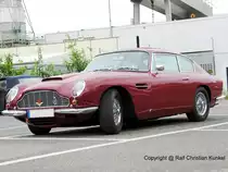 Aston Martin DB6 Saloon Sunroof (= Sonnendach) - Coupe -fotografiert beim Treffen des Aston Martin Owner Clubs am Meilenwerk Berlin zu den Oldtimertagen Berlin/Brandenburg am 20.05.2006 - Copyright @ Ralf Christian Kunkel 