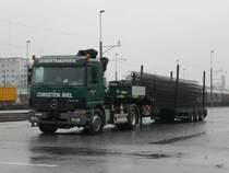 Mercedes Actros Sattelschlepper in Biel am 21.03.2010