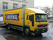 Volvo Getr�nkelieferer unterwegs in Biel am 11.03.2010