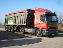 Renault-Kipper am 23.Mrz 2010 in Bergen/Rgen.