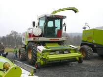Claas Jaguar mit PU 300 ausgestellt in der Landmaschinenausstellung der Gebrder Herrlich in Hofbieber-Langenbieber anl. des 50-jhrigen Firmenjubilums am 20.03.2010 