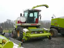 Claas Jaguar mit PU 300 ausgestellt in der Landmaschinenausstellung der Gebr�der Herrlich in Hofbieber-Langenbieber anl. des 50-j�hrigen Firmenjubil�ums am 20.03.2010 