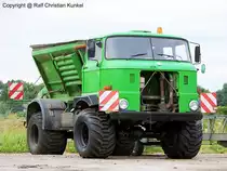 IFA W 50 LA mit D 054 A D�ngerstreu-Aufbau und Spezialbereifung - Agrar-LKW, DDR - fotografiert am 03.08.2009 im Landkreis Dahme-Spreewald - Copyright @ Ralf Christian Kunkel
