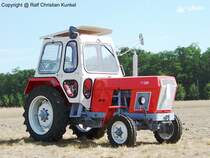 Fortschritt TT 220 Prototyp - Hersteller: VEB Traktorenwerk Schnebeck, 3-Zylinder-Dieselmotor (Typ 12/11), wassergekhlt, Hubraum 3420 cm, Leistung 60 PS, es sollen wohl nur noch zwei Exemplare existieren von ca. 12 bis 15 gebauten - fotografiert am 08.08.2009 zum 3. Trekkertreffen in Philadelphia/ Land Brandenburg - Copyright @ Ralf Christian Kunkel