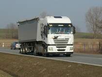 IVECO-Kipper am 25.Mrz 2010 auf der B96 bei Bergen/Rgen.