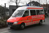 Feuerwehr Recklinghausen
ELW
RE 6050
Mercedes CDI
Florian Recklingausen 0/11/1
Aufgenommen am HBF Recklinghausen, 24.3.2010.