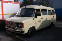 DRK
RE 8246
Fort Transit
Aufgenommen auf der Palmkirmes in Recklinghausen am 24.3.2010.