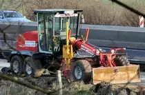 New Holland Grader F 106 6A auf der A61-Baustelle bei Heimerzheim - 18.03.2010