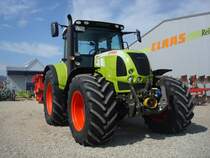 Claas Arion 620,
wassergekhlter 6Zyl.Turbodiesel mit 140PS aus 6800ccm,
Mrz 2010
