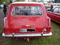 Heckansicht eines Opel Rekord P2 Caravan 1700 1960-1962. Der 1700´er P2 Caravan wurde 97.128 mal gebaut und war ab DM 6.920,00 zu haben.Besucherparkplatz Historicar am 21.10.2007.