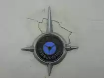 Das Markenemblem auf der Haube eines Veritas N�rburgring K3 Coupes von 1952. 21.03.2010 im D�sseldorfer Meilenwerk.