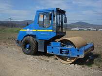 Walzenzug der Firma Bomag in Boppardt/Rhein,
Typ 178 mit 102PS,
Mrz 2010