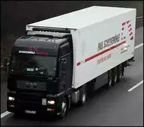 MAN TGA 18.430  D20 CommonRail  von PAUL SCH�CKEM�HLE mit K�hlauflieger. (07.02.2010)