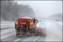 MAN 19.364 erreicht die Anschlussstelle Meinerzhagen. (02.02.2010)