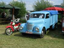 Framo/Barkas V 901/2 Viehtransporter aus dem Landkreis Bad Doberan beim 16. Oldtimer- und Traktorentreffen, Alt Schwerin/Meckl. 08.08.2009