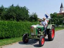 HATZ-H340,Bj.1950 tuckert mit seinen 40PS bei der Oldtimerrundfahrt in Reichersberg;090809