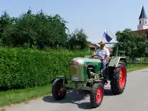 HATZ-H340,Bj.1950 tuckert mit seinen 40PS bei der Oldtimerrundfahrt in Reichersberg;090809