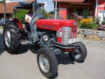 MF65 nimmt bei der Oldtimerrundfahrt in Antiesenhofen teil;090809