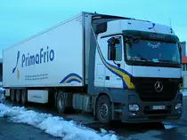 ACTROS1846_V8 aus Spanien hat am Messegel�nde in Ried i.I. einen �bernachtungsplatz gefunden;100225