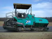 V�gele Super 1900,
die Mannheimer Firma, bestehend seit 1836,
ist der weltweit f�hrende Hersteller von Stra�enfertigern,
M�rz 2010