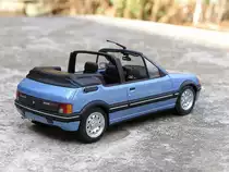 Peugeot 205 Cabrio,  R�ckansicht. Massstab: 1/43, Hersteller: Minichamps. 
Foto: 20.03.2010