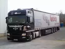 MAN TGX-XXL 18.440 beim Rangieren