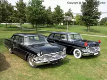 2 x GAZ 13 Tschaika - russische Limousine der Oberklasse und auf Treffen immer wieder gern gesehen - fotografiert am 03.09.2005 zum Ostmobil Meeting Magdeburg (OMMMA 2005) - Copyright @ Ralf Christian Kunkel