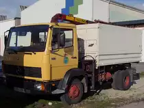 MB914 mit aufgebautem Palfinger-Kran eines Deutschen Schaustellerunternehmes ist am Messegel�nde in Ried i.I. anl�sslich einer Auff�hrung zugegen;100331