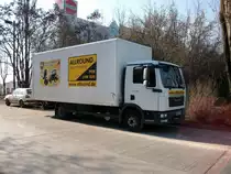 Dieser MAN-LKW von einer Berliner Autovermietung stand am 03.April 2010 in der Berliner Greifswalder Stra�e.