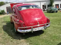 Heckansicht einer Limousine Volvo 544 B 18 aus dem landkreis Ostholstein in Meetzen gesehen, 16.08.2009