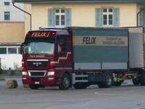 MAN Pritschenaufbau in Roggwil am 25.03.2010 .. 07:11:22, Belichtungsdauer: 0.008 s (10/1250) (1/125), Blende: f/4.9, ISO: 250, Brennweite: 47.00 (470/10), 