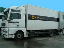 MAN_TGA18-410 von VTV-Fernsehproduktion ist anlsslich eines Bundesligafuballspieles in Ried i.I. vorgefahren;100313